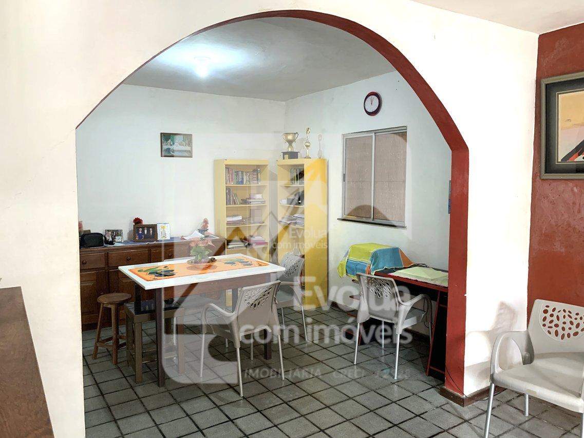 Vendo R$ 210.000,00 Casa Térreo 3/4, 1 suíte, Garagem, Cabula - Salvador  Salvador - 