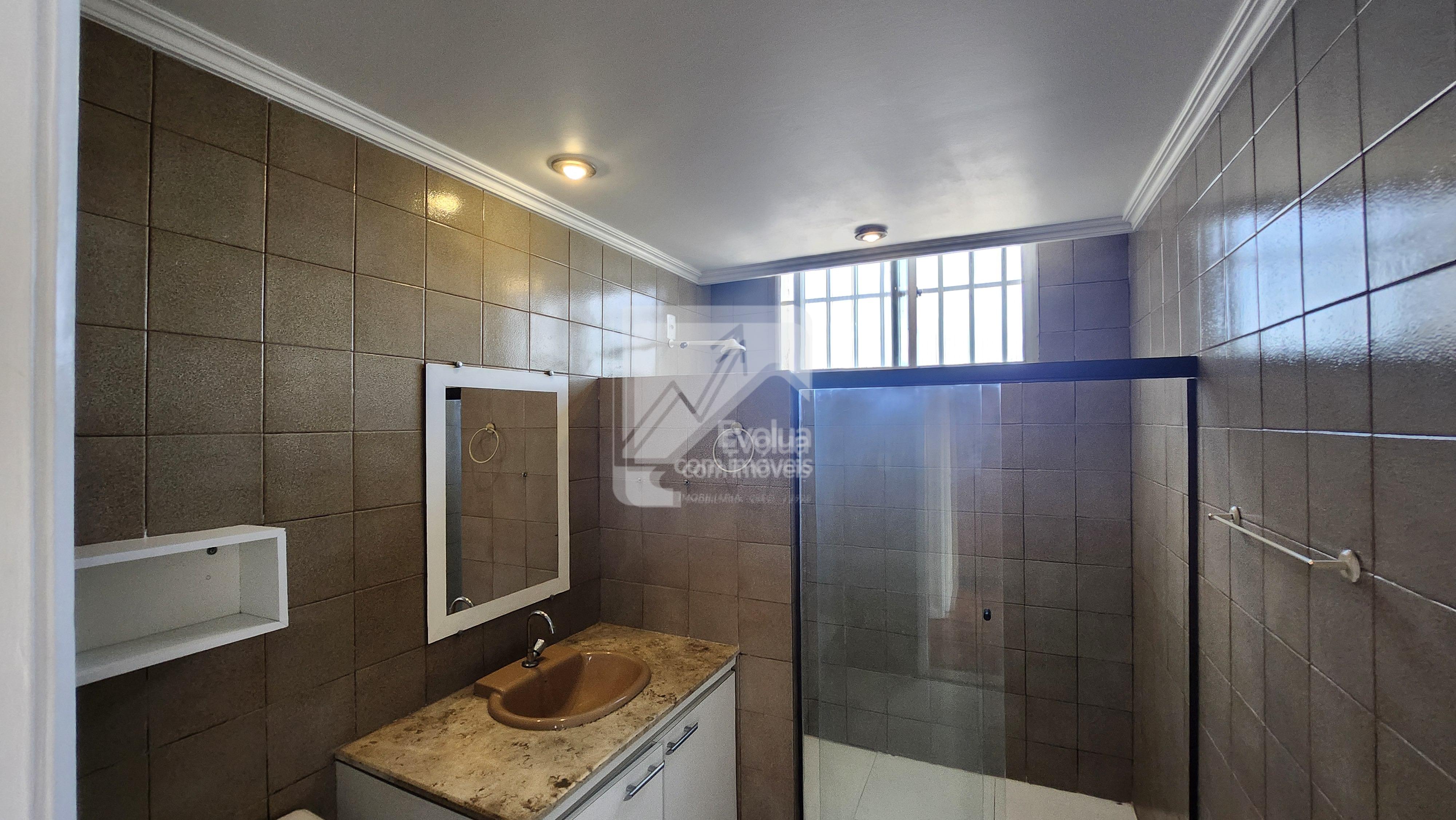 Vendo R$ 377.000,00 Apartamento 2/4 2&ordm; Andar Escadas, Garagem - BARRA  Salvador - 