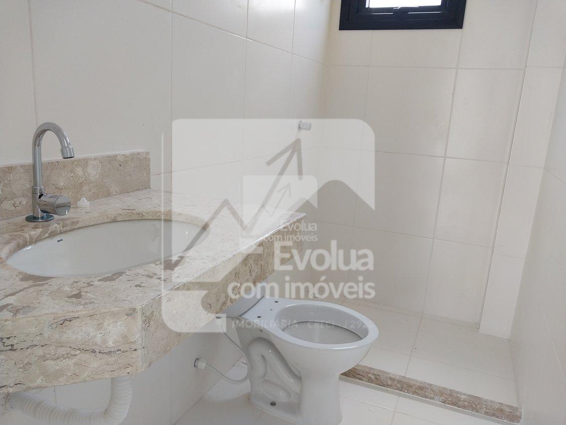 Vendo R$ 685.000,00 Casa Duplex 4 Suíte, Condomínio Fechado, Abrantes – Camaçari  Camaçari - 