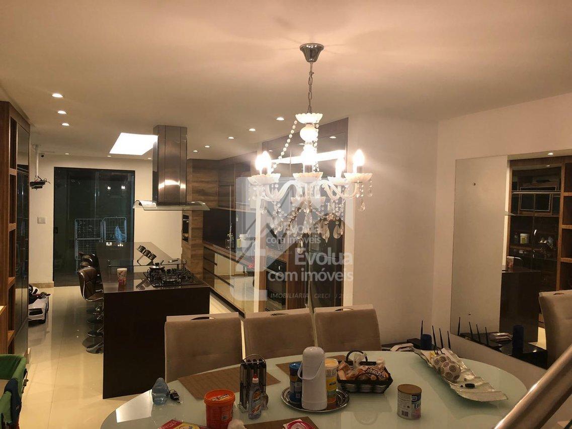 Casa a venda com 3 suítes em Abrantes com energia solar  Camaçari - 