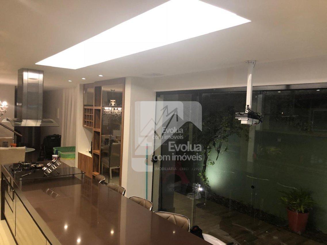 Casa a venda com 3 suítes em Abrantes com energia solar  Camaçari - 