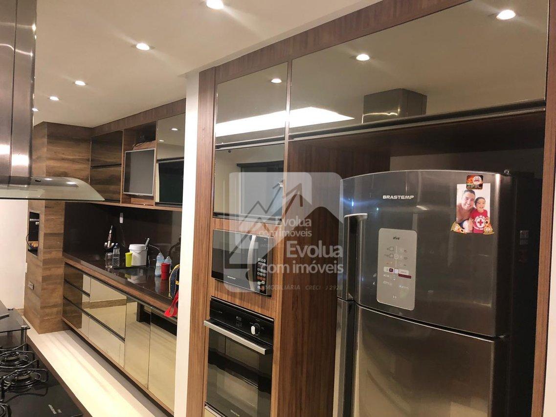 Casa a venda com 3 suítes em Abrantes com energia solar  Camaçari - 