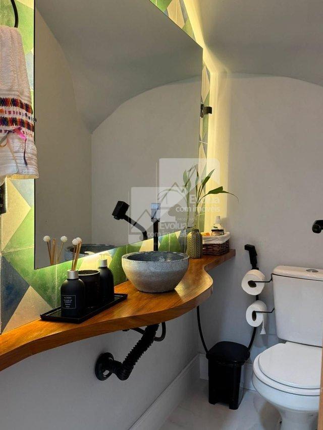 Casa a venda R$ 740.000,00, recém-reformada em Abrantes!! Rua Pau Sul Camaçari - 