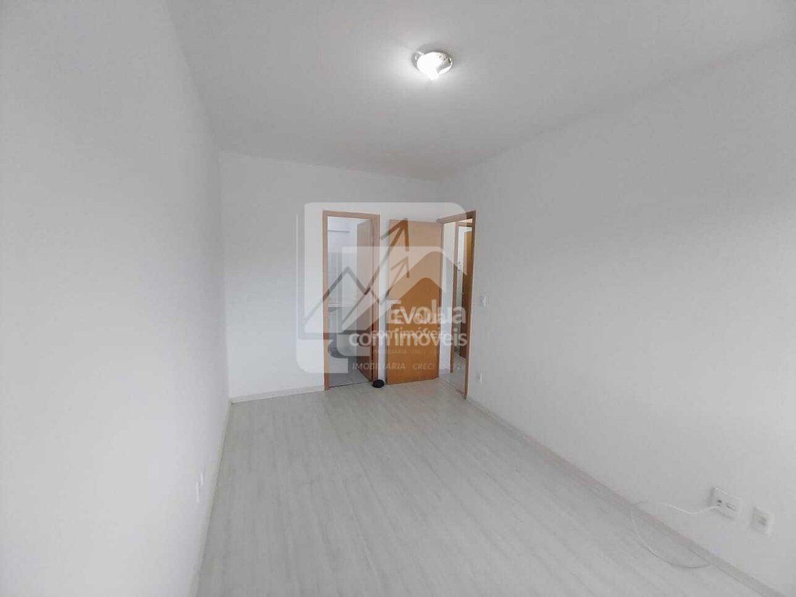 Vendo R$ 360.000 Apartamento 2/4, 1 suíte, 2º Andar Nascente - Itapuã - Salvador  Salvador - 