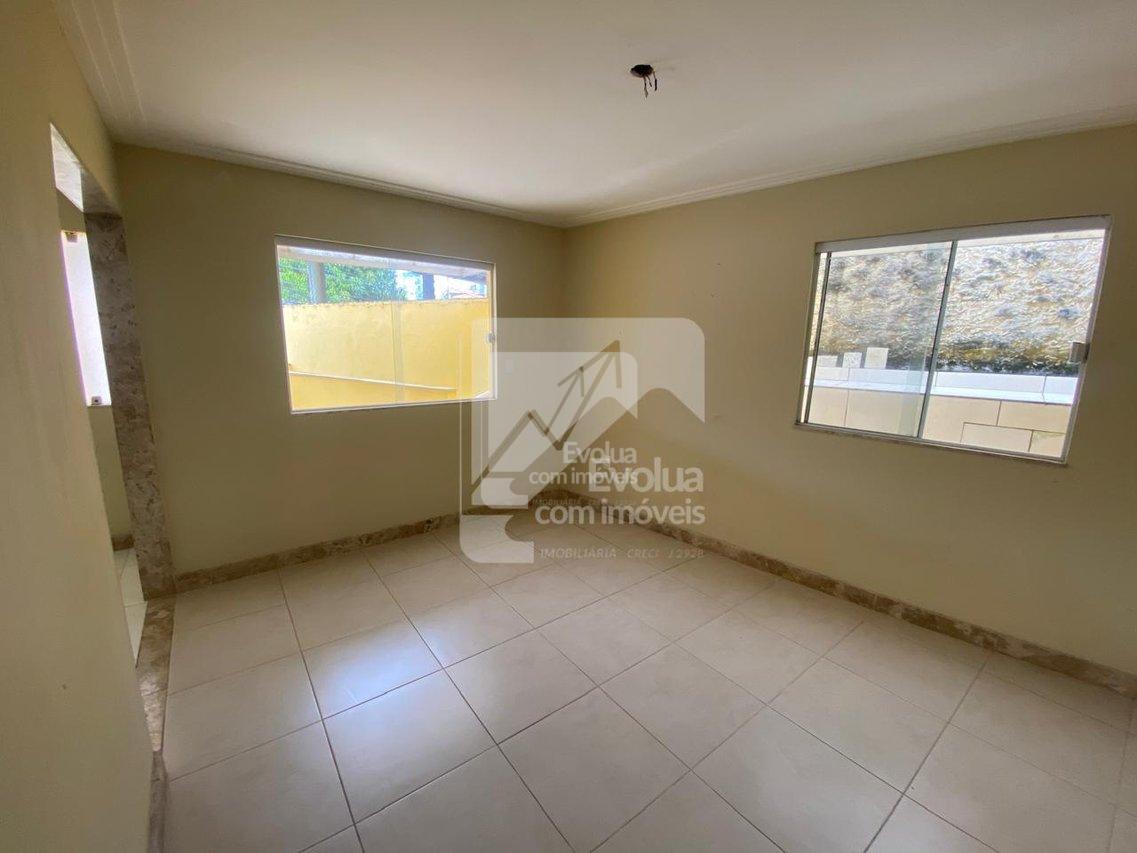 Aluguel R$ 3.500,00 Casa Tríplex 4/4, 2 suítes Alto Padrão, Condomínio Fechado-Itapuã-SSA  Salvador - 