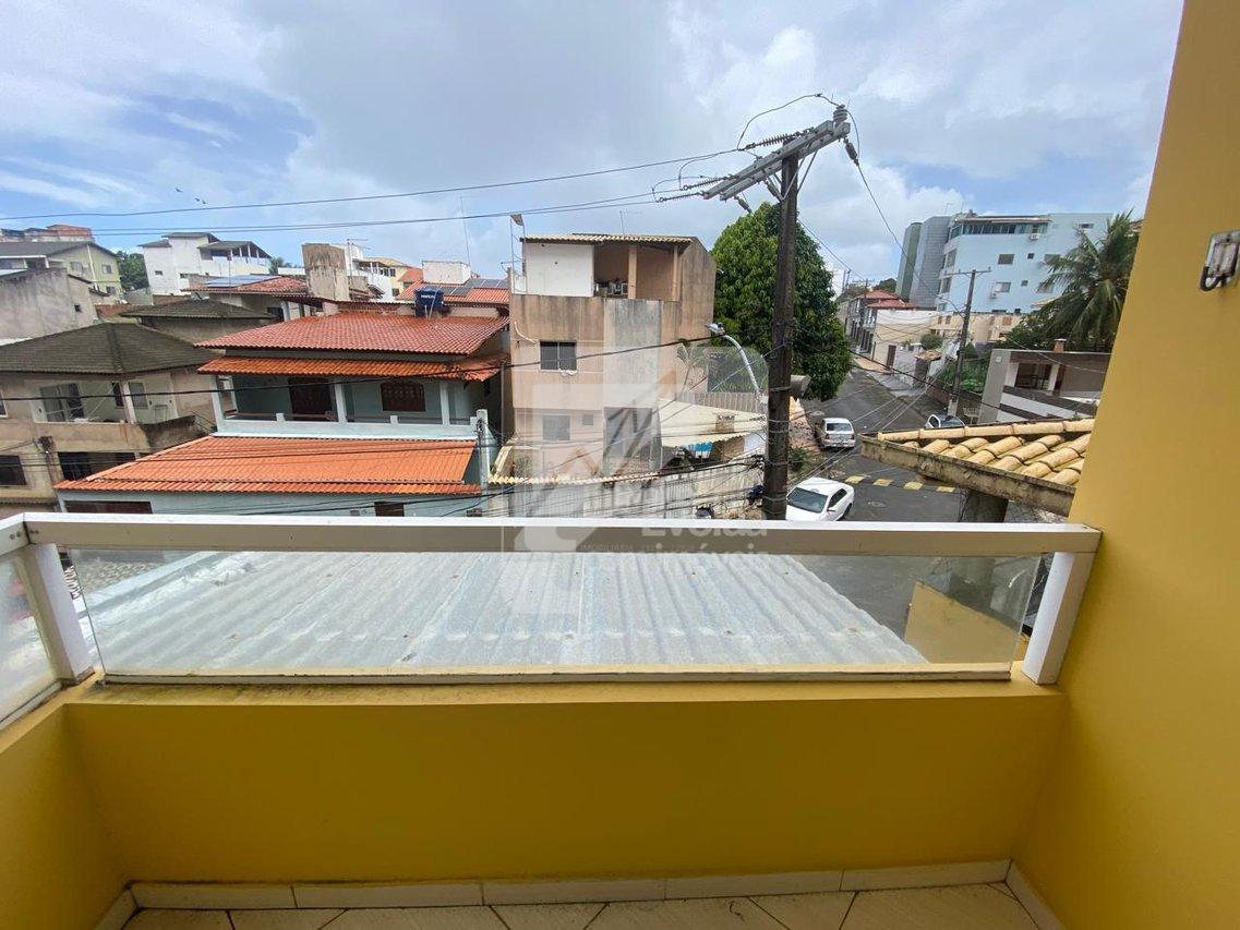 Aluguel R$ 3.500,00 Casa Tríplex 4/4, 2 suítes Alto Padrão, Condomínio Fechado-Itapuã-SSA  Salvador - 
