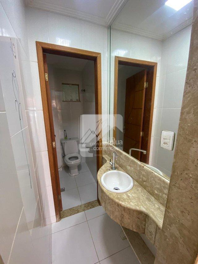 Aluguel R$ 3.500,00 Casa Tríplex 4/4, 2 suítes Alto Padrão, Condomínio Fechado-Itapuã-SSA  Salvador - 