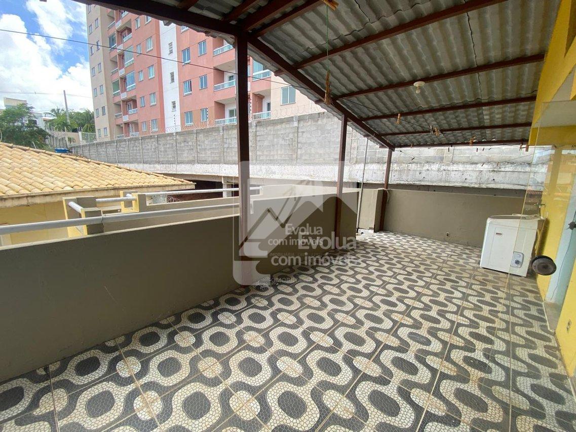 Aluguel R$ 3.500,00 Casa Tríplex 4/4, 2 suítes Alto Padrão, Condomínio Fechado-Itapuã-SSA  Salvador - 
