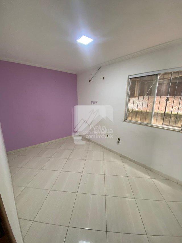 Aluguel R$ 3.500,00 Casa Tríplex 4/4, 2 suítes Alto Padrão, Condomínio Fechado-Itapuã-SSA  Salvador - 
