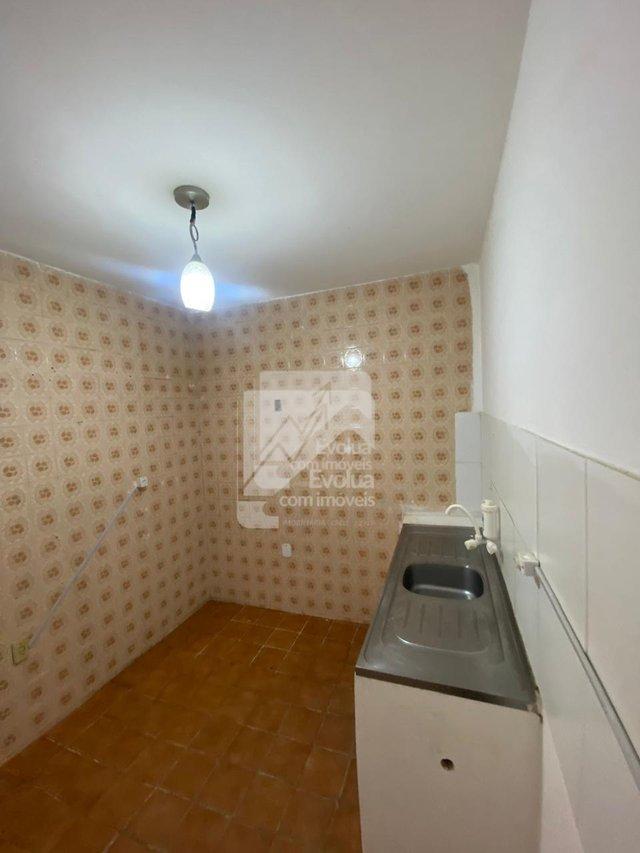 Vendo R$ 180.000 Casa 2/4, Frente de Rua, Nascente - Itapuã - Salvador  Salvador - 