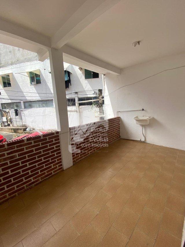 Vendo R$ 180.000 Casa 2/4, Frente de Rua, Nascente - Itapuã - Salvador  Salvador - 
