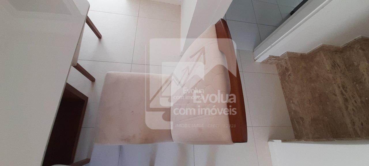Casa com 3/4 à venda R$ 820.000 - Mobiliada com Piscina privativa  Camaçari - 
