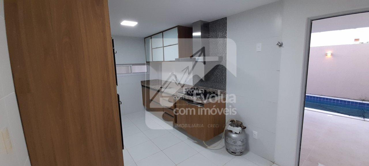 Casa com 3/4 à venda R$ 820.000 - Mobiliada com Piscina privativa  Camaçari - 