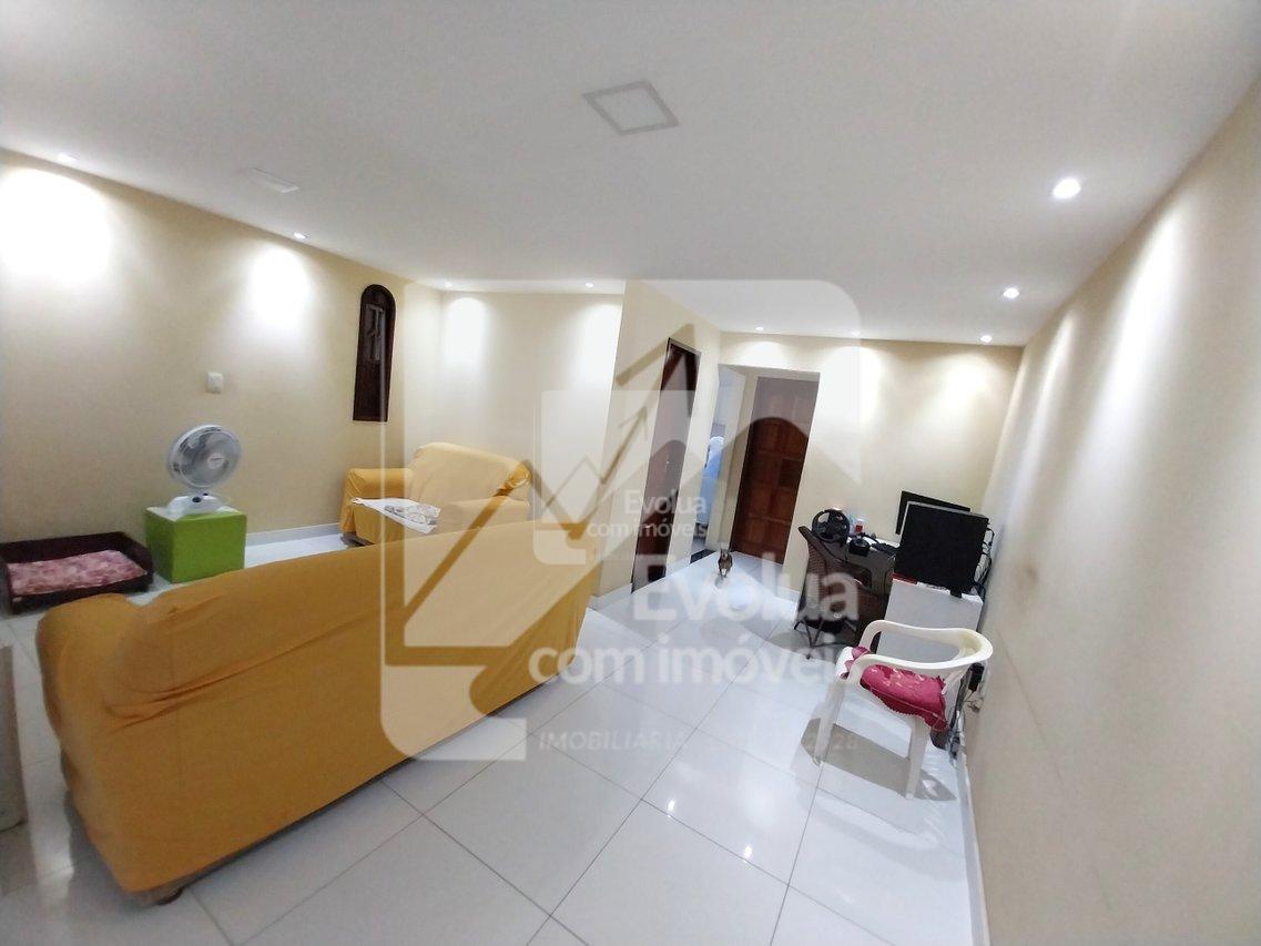 Vendo R$ 220.000 Casa, Terraço Vista Mar, 3/4, Suíte, 1º Andar Escadas - Itapuã - Salvador  Salvador - 