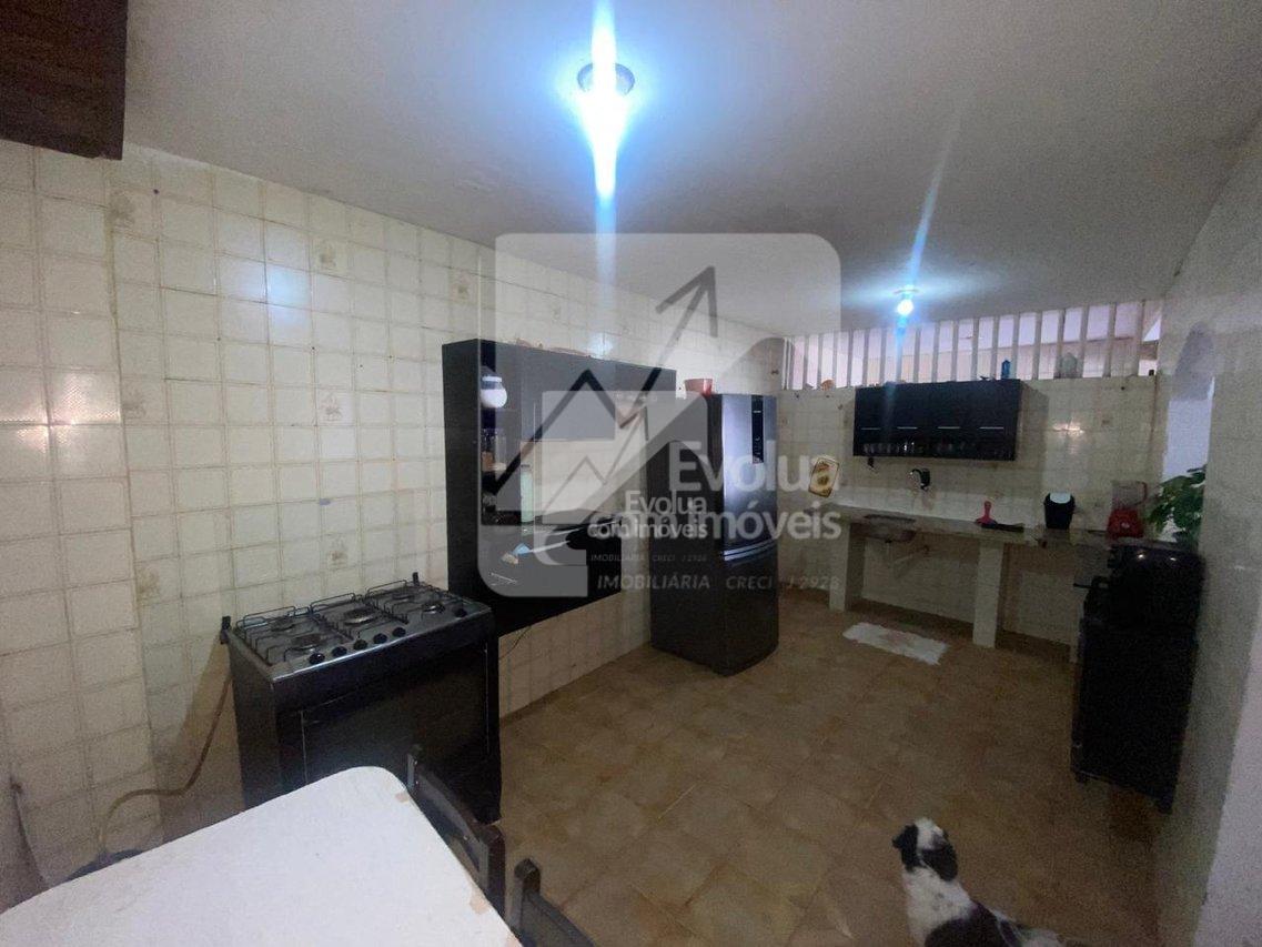 Vendo R$ 380.000 Casa Duplex 3/4, 2 Suítes, Garagem e Terraço - Itapuã - Salvador  Salvador - 