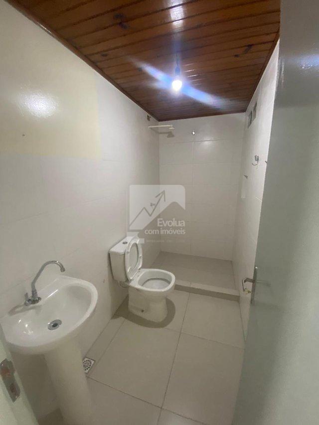 Aluguel R$ 1.000,00 Apartamento 1/4 1º Andar e R$ 1.500,00 2/4 no Térreo, Garagem - Itapuã  Salvador - 