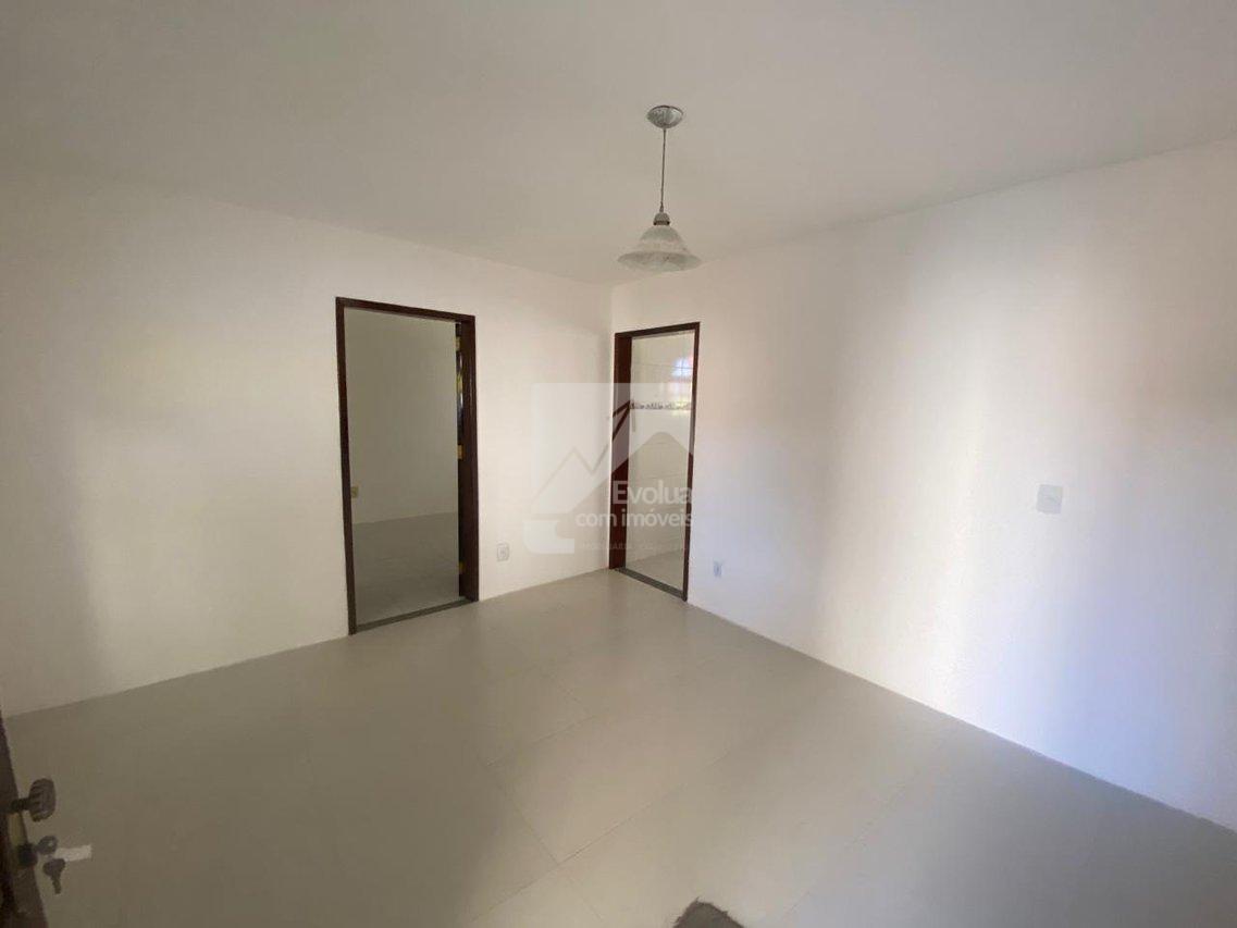 Aluguel R$ 1.000,00 Apartamento 1/4 1º Andar e R$ 1.500,00 2/4 no Térreo, Garagem - Itapuã  Salvador - 
