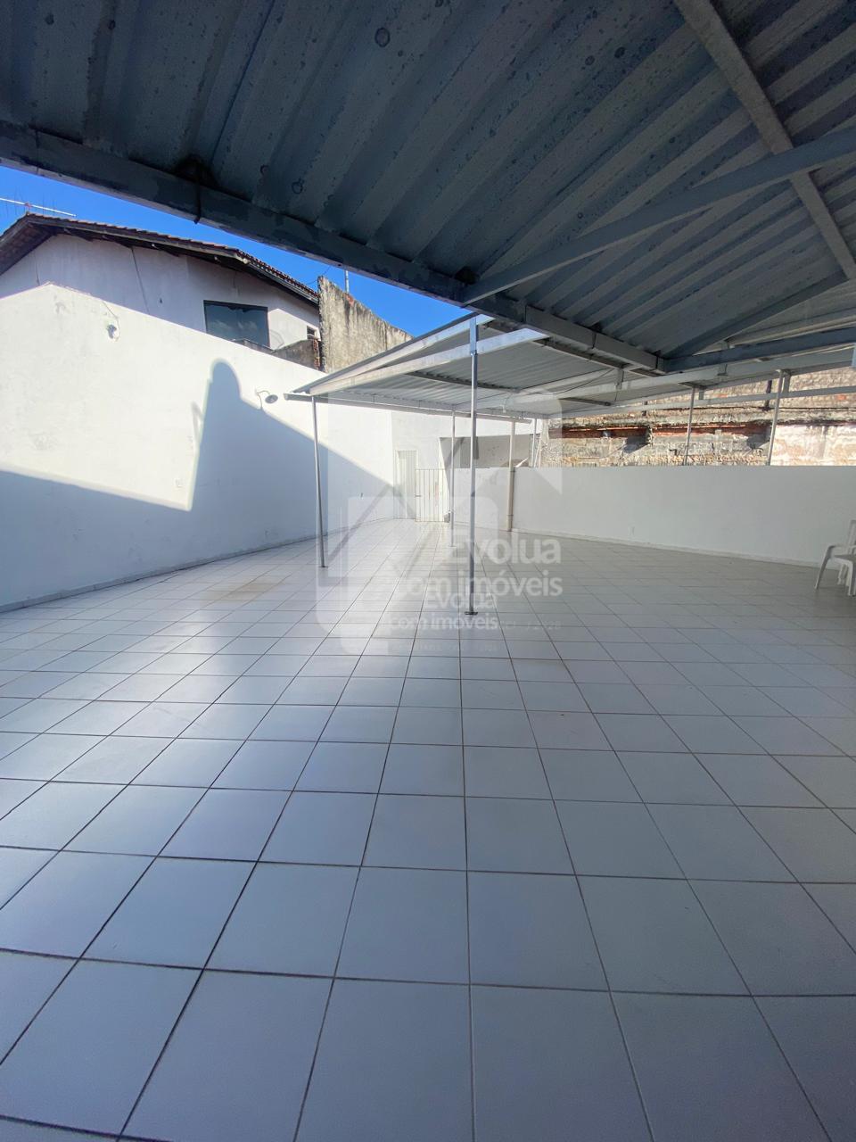 Aluguel R$ 2.600,00 Apartamento, 2/4, Su&iacute;te, 2&ordm; Andar, Elevador e Garagem-Itapu&atilde;- Salvador  Salvador - 
