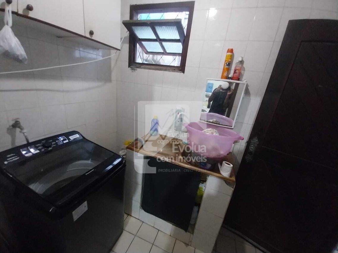 Vendo R$ 220.000,00 Casa Duplex 3/4, Suíte Garagem, Guararapes - Itapuã - Salvador  Salvador - 