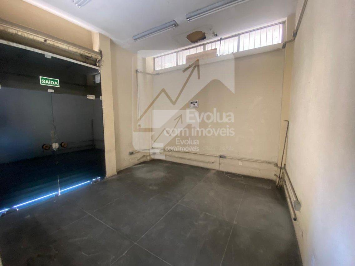 Alugo Espaço Comercial com 500m² na Av. Dorival Caymmi  Salvador - 