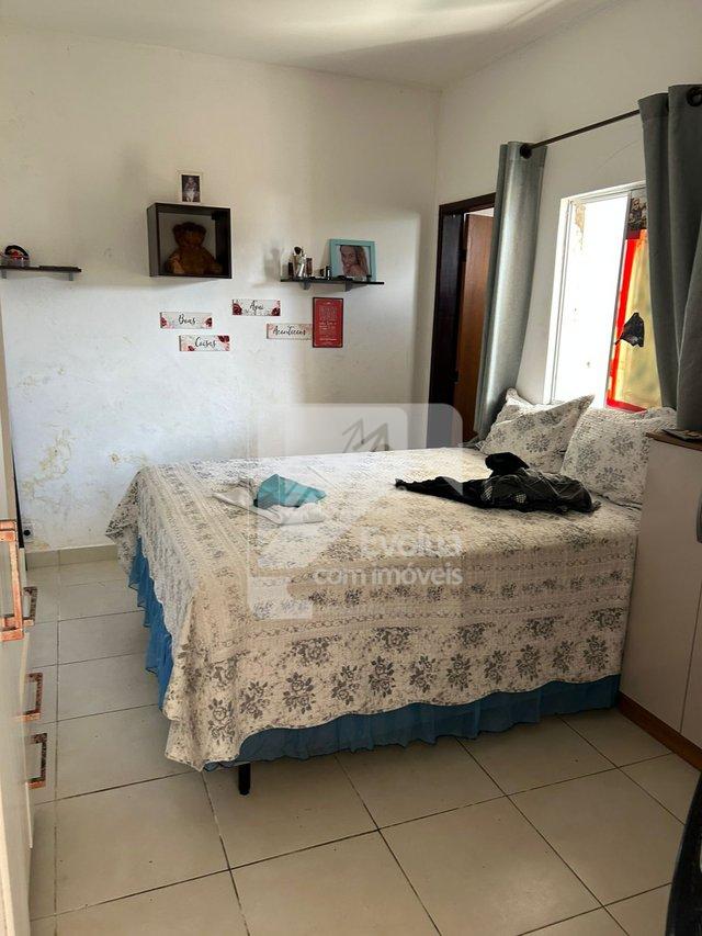 Aluguel R$ 2.000,00 Casa Sem-Mobiliada 3/4, 2 Suítes, Frente Atakarejo -Itapuã- Salvador  Salvador - 