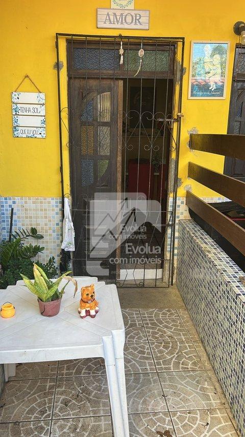Aluguel R$ 2.000,00 Casa Sem-Mobiliada 3/4, 2 Suítes, Frente Atakarejo -Itapuã- Salvador  Salvador - 