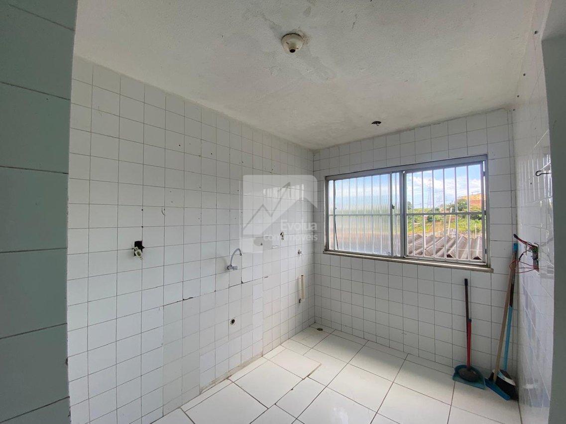 Vendo R$ 130.000,00 ou alugo R$ 1.200,00 apartamento com 2 quartos - Colinas de Pituaçú  Salvador - 