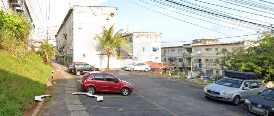 Vendo R$ 130.000,00 ou alugo R$ 1.200,00 apartamento com 2 quartos - Colinas de Pituaçú  Salvador - 