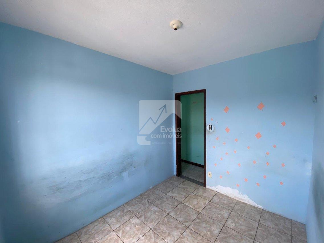 Vendo R$ 130.000,00 ou alugo R$ 1.200,00 apartamento com 2 quartos - Colinas de Pituaçú  Salvador - 