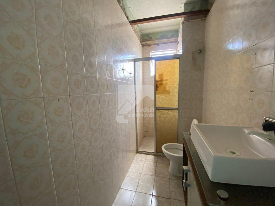 Vendo R$ 130.000,00 ou alugo R$ 1.200,00 apartamento com 2 quartos - Colinas de Pituaçú  Salvador - 