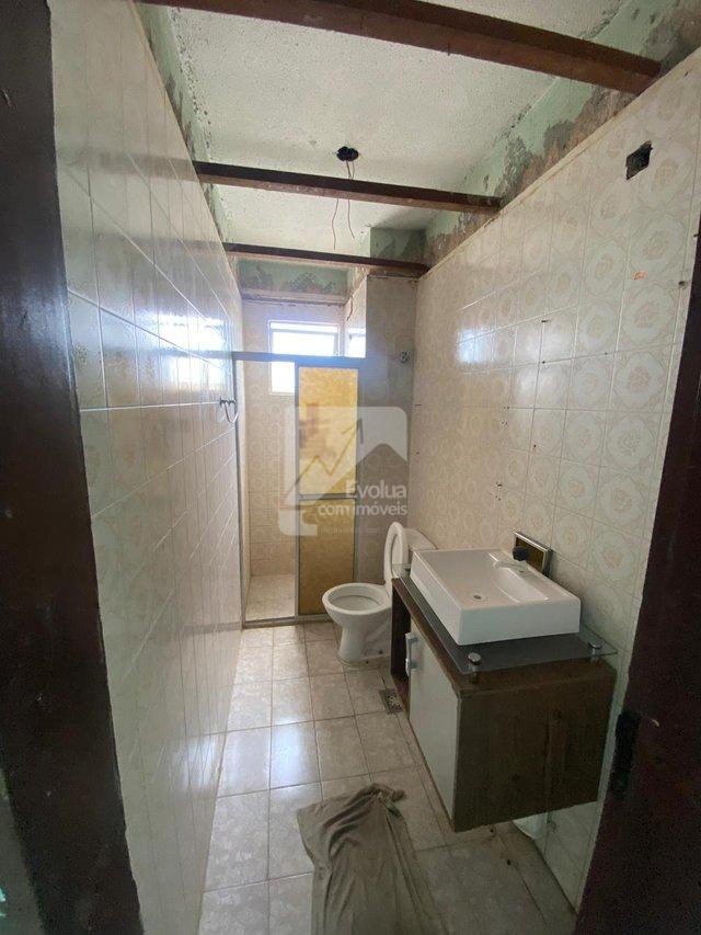 Vendo R$ 130.000,00 ou alugo R$ 1.200,00 apartamento com 2 quartos - Colinas de Pituaçú  Salvador - 