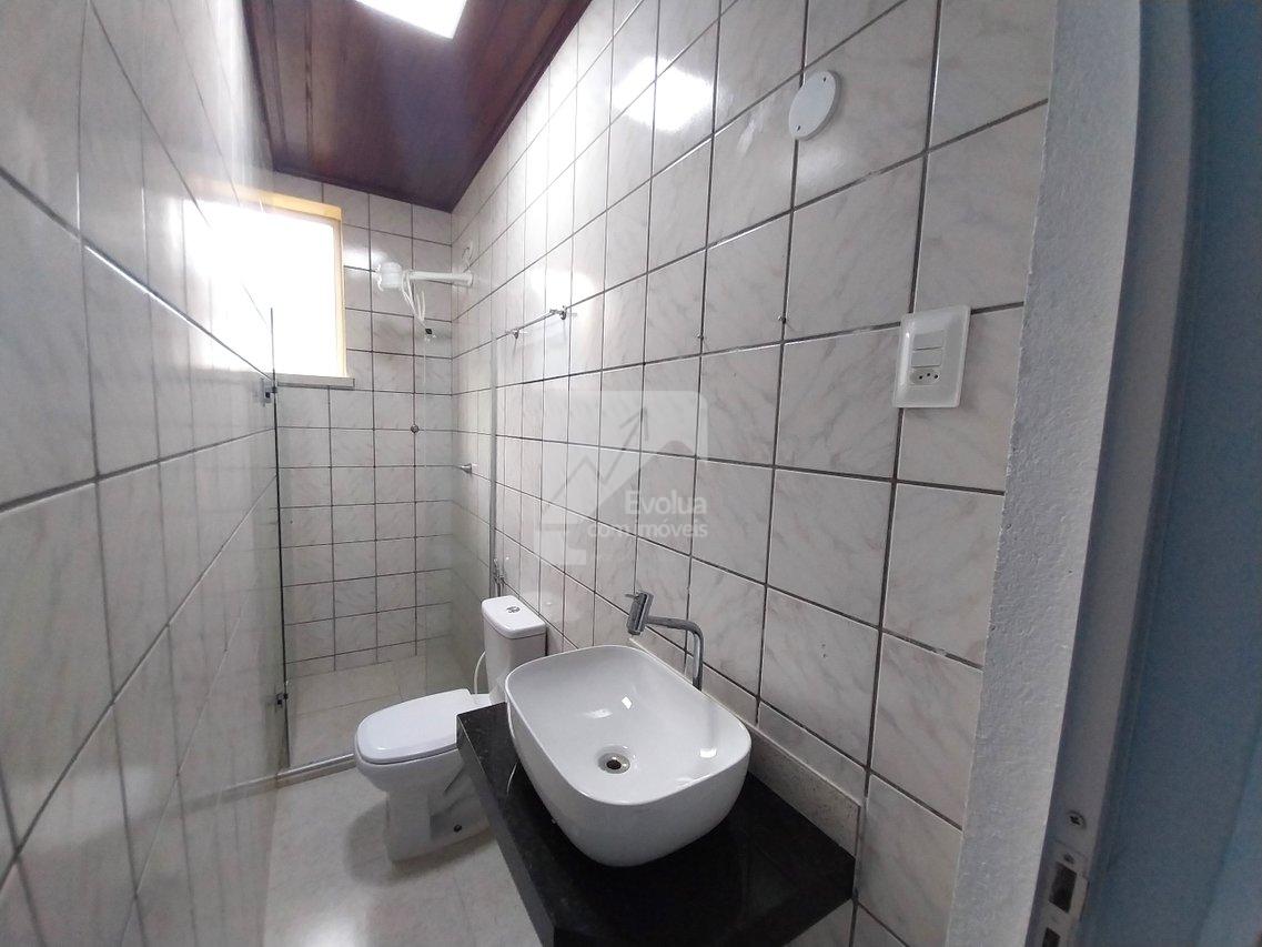 Aluguel R$ 2.400,00 Apartamento 2/4 Suíte, Garagem, 1º Andar Escadas, MATATU - Salvador  Salvador - 