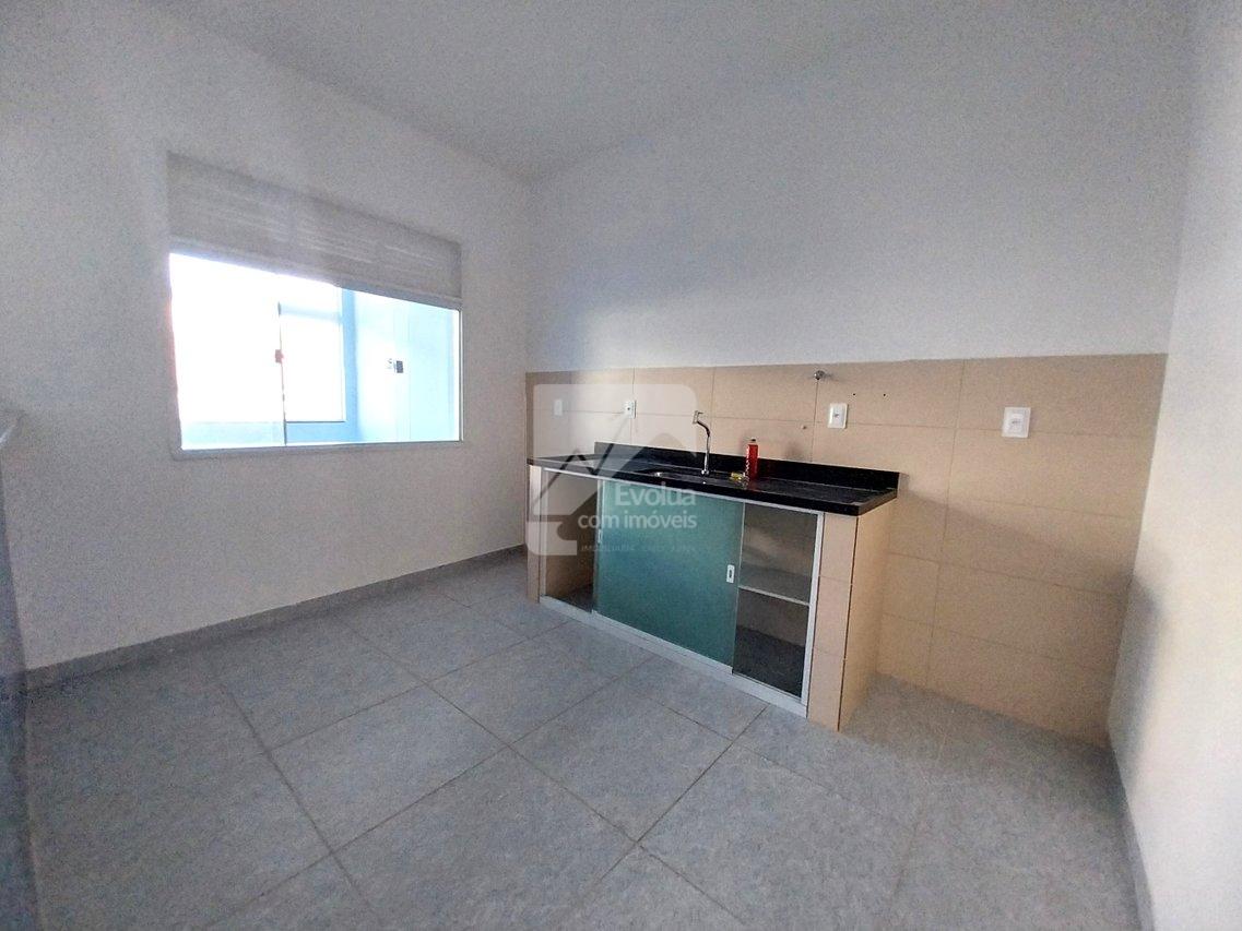 Aluguel R$ 2.400,00 Apartamento 2/4 Suíte, Garagem, 1º Andar Escadas, MATATU - Salvador  Salvador - 