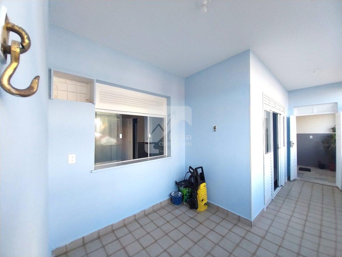 Aluguel R$ 2.400,00 Apartamento 2/4 Suíte, Garagem, 1º Andar Escadas, MATATU - Salvador  Salvador - 