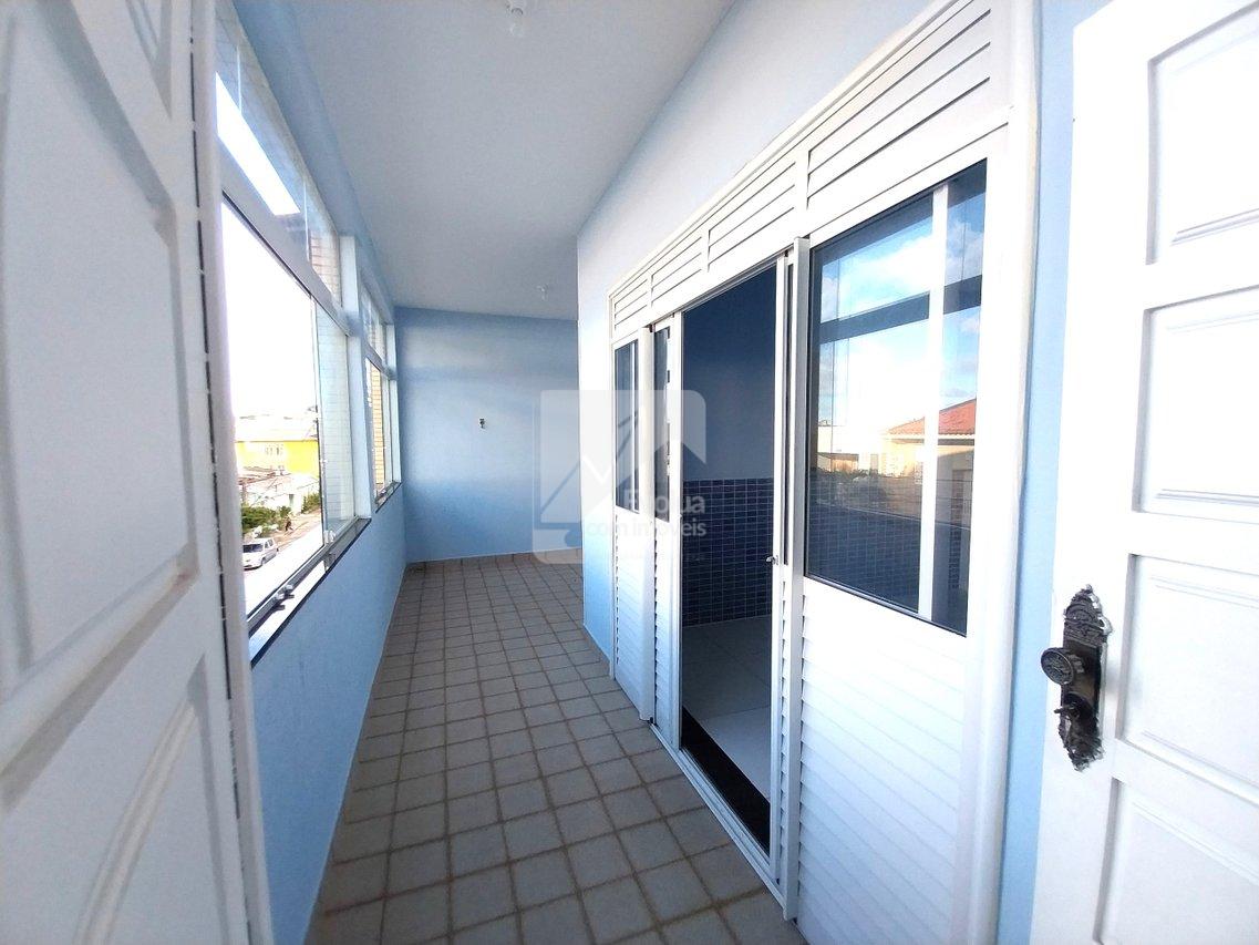 Aluguel R$ 2.400,00 Apartamento 2/4 Suíte, Garagem, 1º Andar Escadas, MATATU - Salvador  Salvador - 
