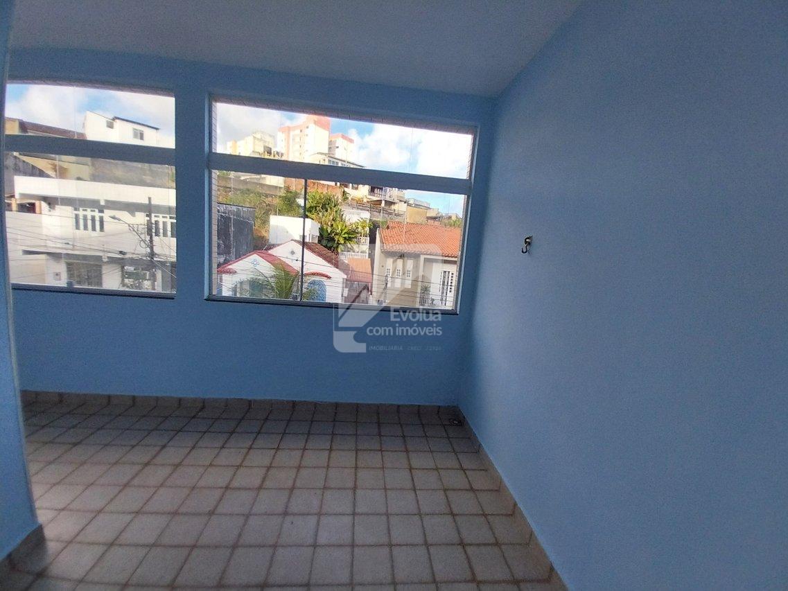 Aluguel R$ 2.400,00 Apartamento 2/4 Suíte, Garagem, 1º Andar Escadas, MATATU - Salvador  Salvador - 
