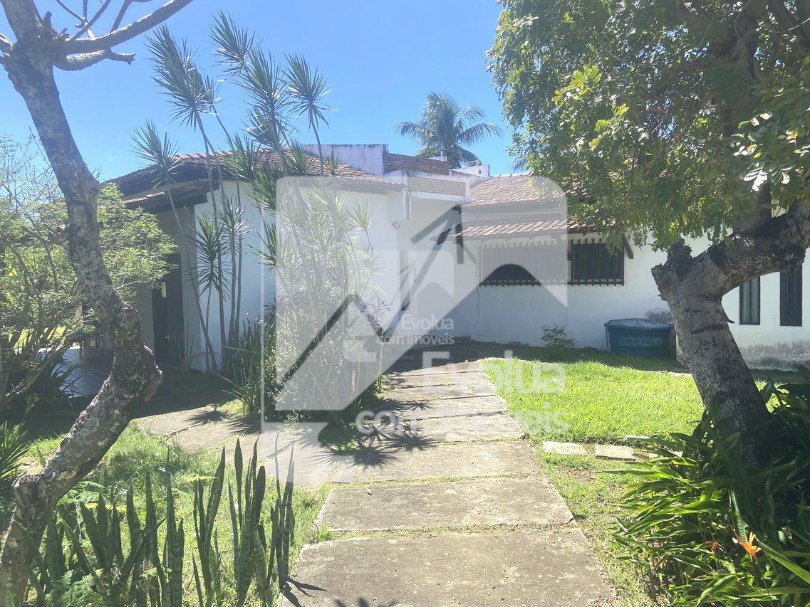 Vendo Casa 4/4, Terreno Área Total 1.600 m2, Ideal para Incorporação Imobiliária - Itapuã  Salvador - 