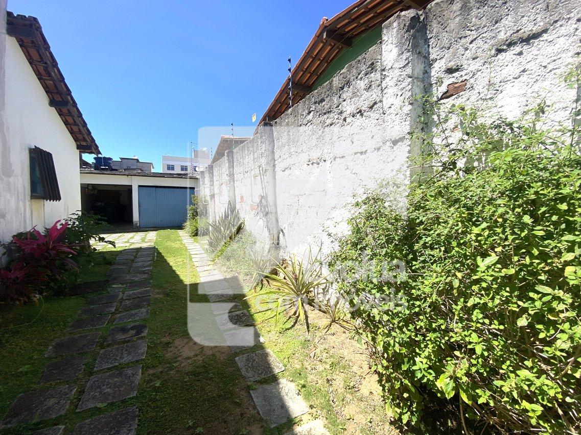 Vendo Casa 4/4, Terreno Área Total 1.600 m2, Ideal para Incorporação Imobiliária - Itapuã  Salvador - 
