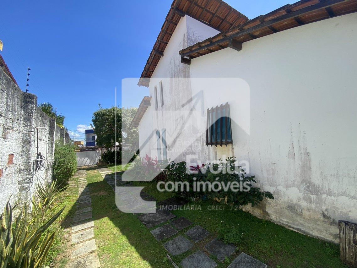 Vendo Casa 4/4, Terreno Área Total 1.600 m2, Ideal para Incorporação Imobiliária - Itapuã  Salvador - 