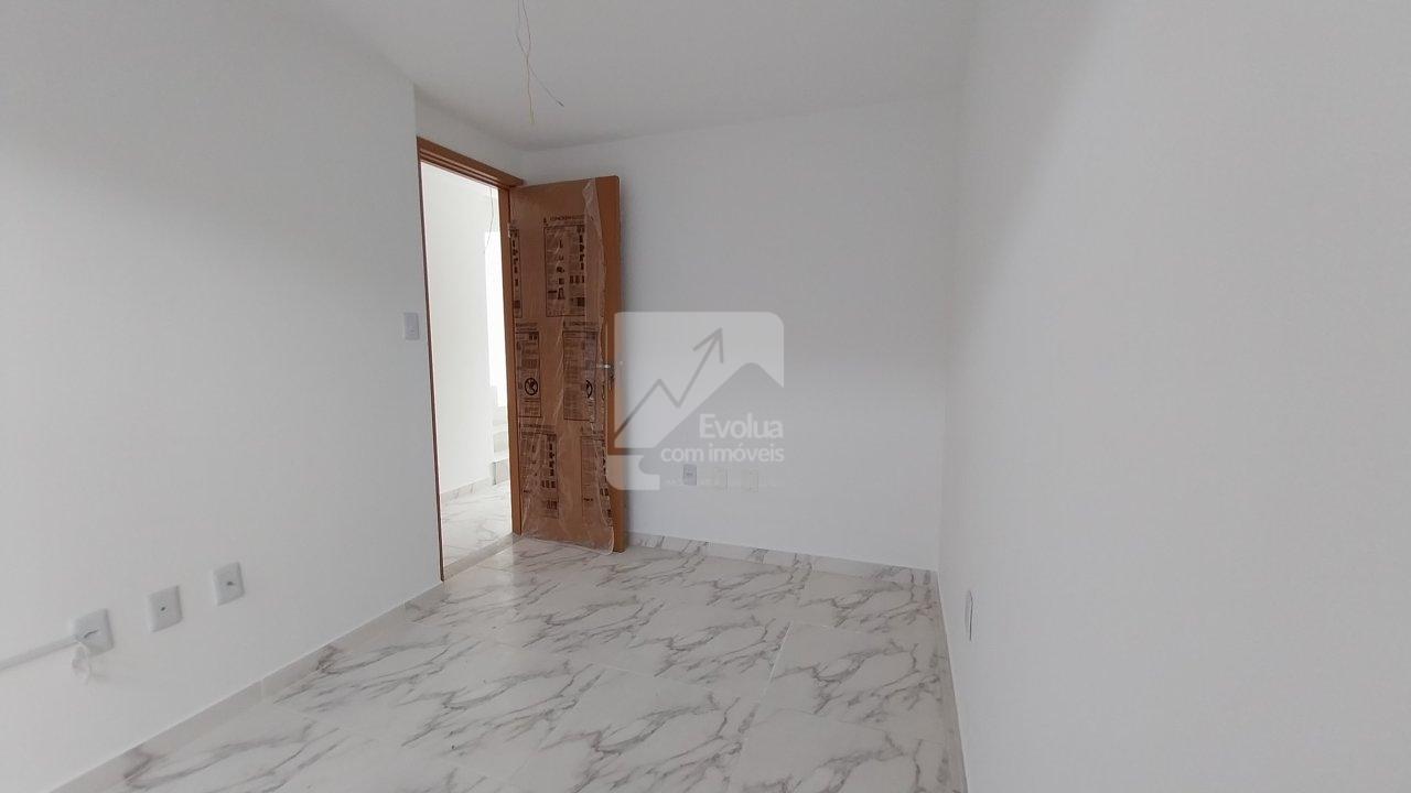 Vendo R$ 520.000,00 ou Aluguel R$ 3.000,00 Casa Duplex Village 4/4, 2 Suítes - IPITANGA  Lauro de Freitas - 