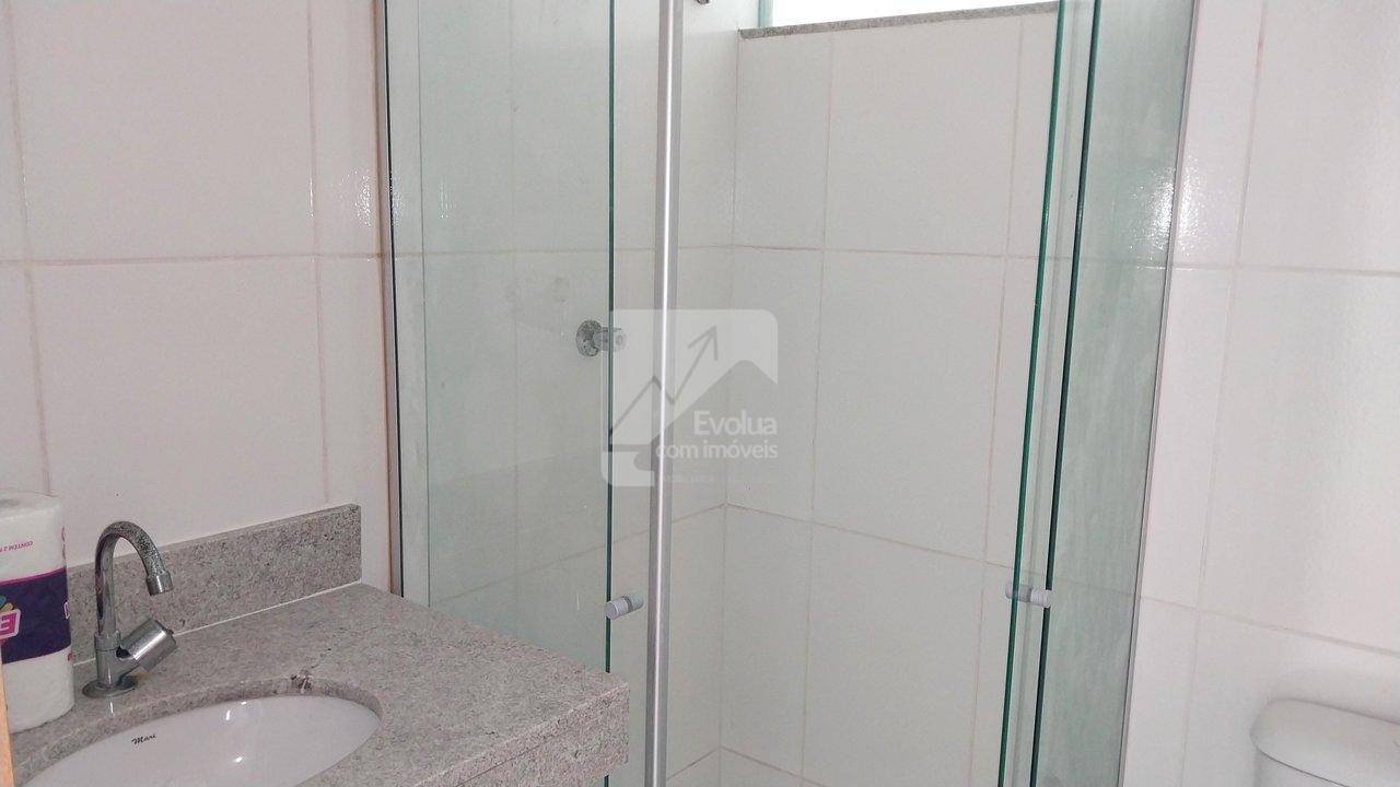 Vendo R$ 520.000,00 ou Aluguel R$ 3.000,00 Casa Duplex Village 4/4, 2 Suítes - IPITANGA  Lauro de Freitas - 