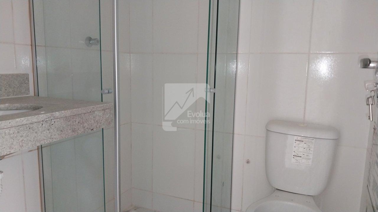 Vendo R$ 520.000,00 ou Aluguel R$ 3.000,00 Casa Duplex Village 4/4, 2 Suítes - IPITANGA  Lauro de Freitas - 