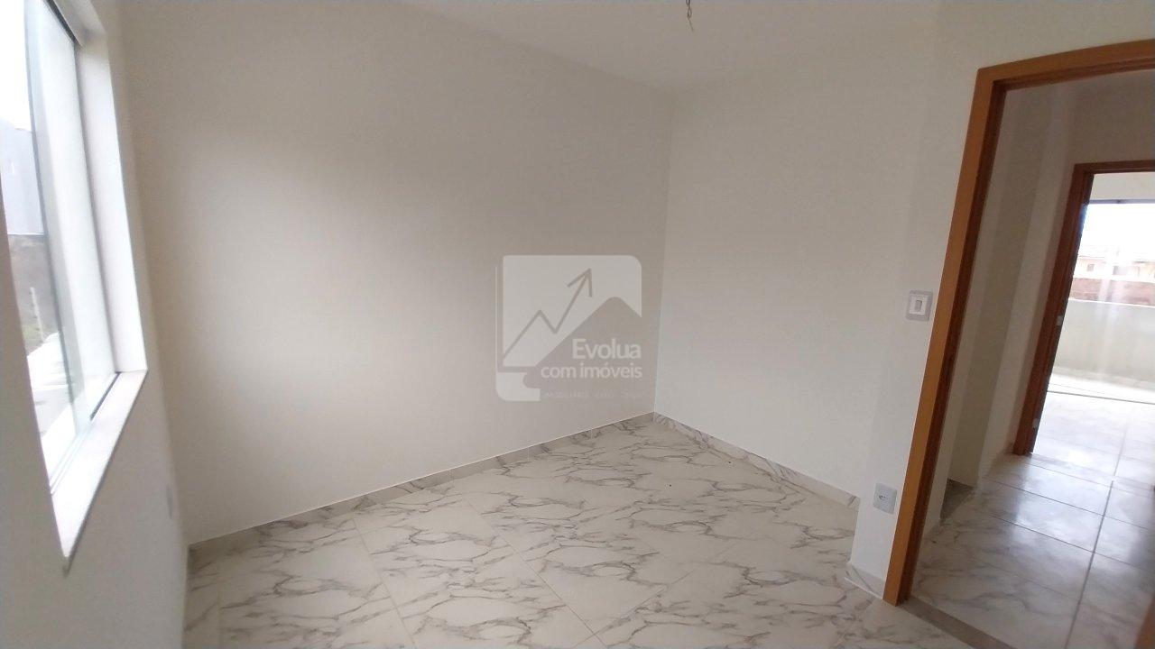 Vendo R$ 520.000,00 ou Aluguel R$ 3.000,00 Casa Duplex Village 4/4, 2 Suítes - IPITANGA  Lauro de Freitas - 