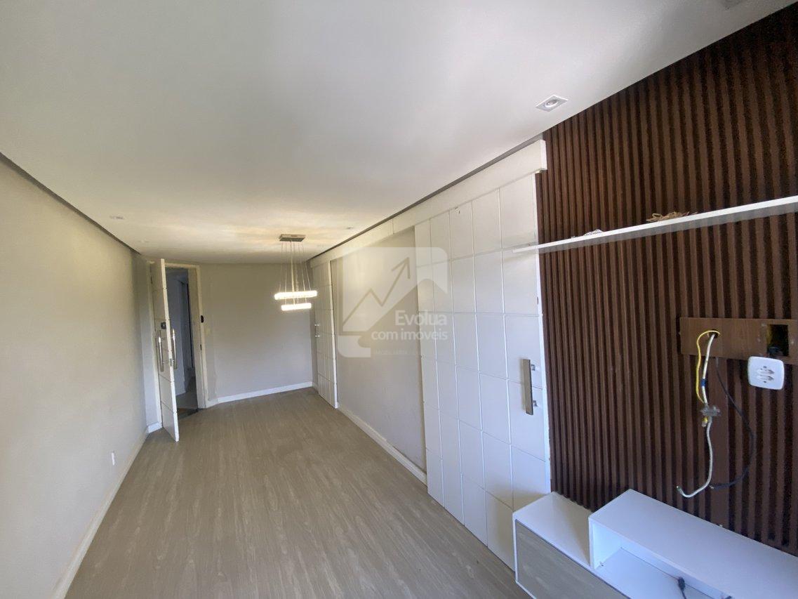 Aluguel R$ 2.000 Apartamento semi-mobiliado 2/4, 1 Suíte - Recreio Ipitanga - LAURO  Lauro de Freitas - 