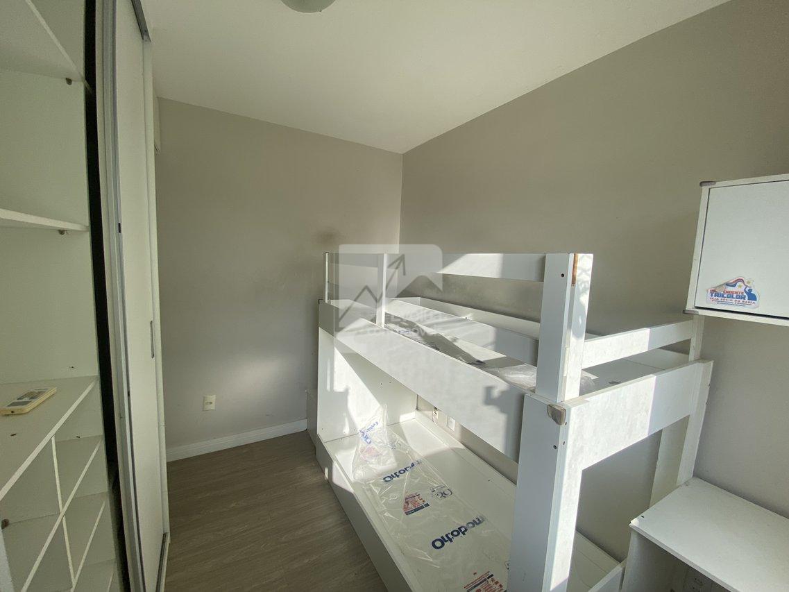 Aluguel R$ 2.000 Apartamento semi-mobiliado 2/4, 1 Suíte - Recreio Ipitanga - LAURO  Lauro de Freitas - 