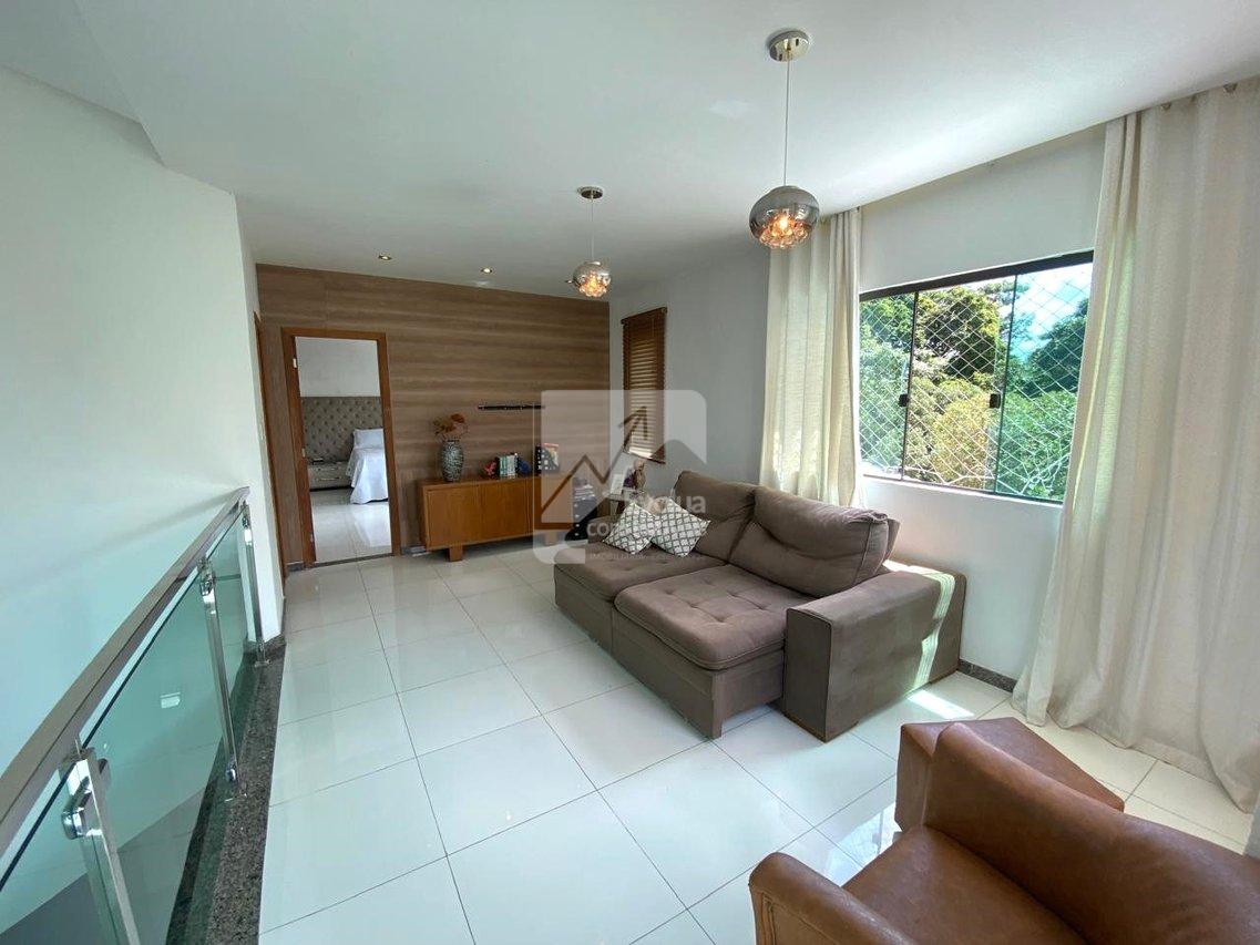 Vendo R$ 1.300.000,00 Casa Duplex 4/4, 3 Suítes, Alto Padrão, Piscina - Lauro de Freitas  Lauro de Freitas - 
