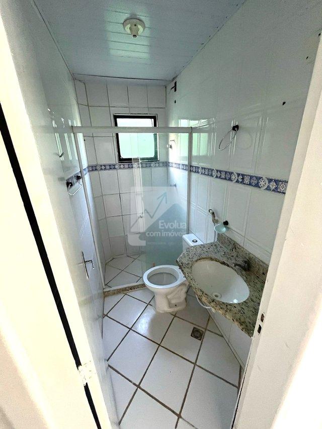 Aluguel R$ 2.600,00 Apartamento Térreo 3/4, 1 Suíte, Garagem - Piatã - Itapuã  Salvador - 