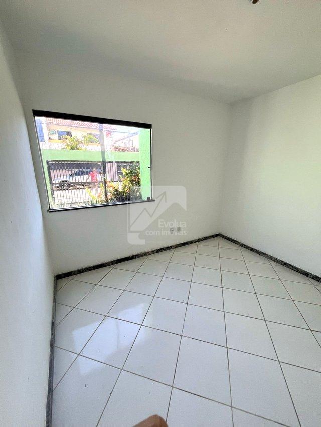 Aluguel R$ 2.600,00 Apartamento Térreo 3/4, 1 Suíte, Garagem - Piatã - Itapuã  Salvador - 