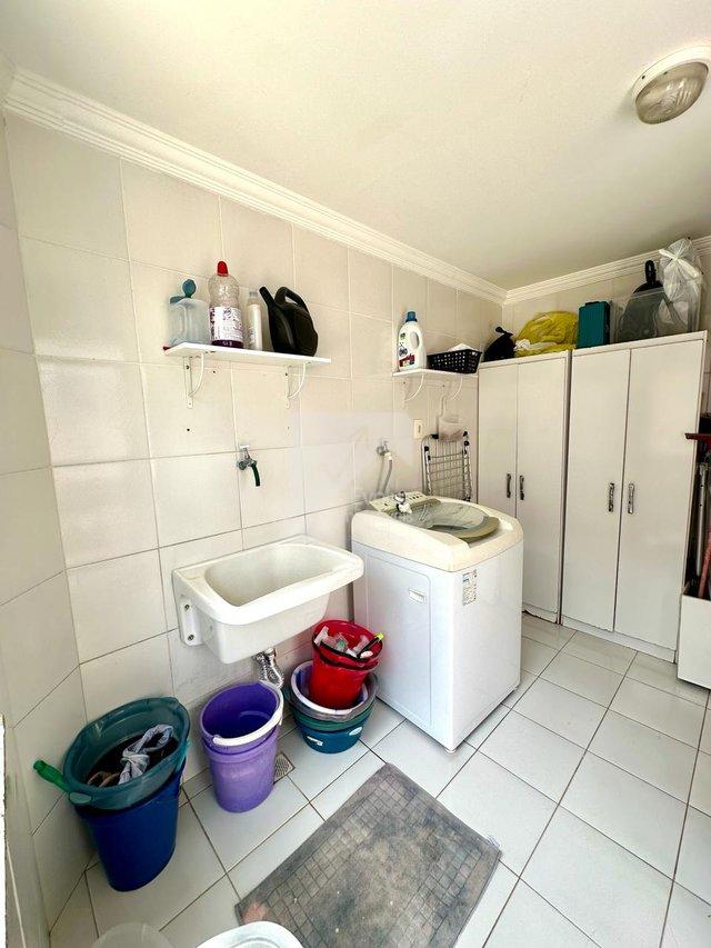 Casa a venda em condomínio com 4/4 R$ 1.200.000,00 ao lado Unime - Lauro  Lauro de Freitas - 