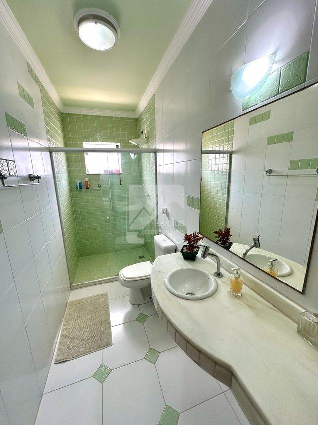 Casa a venda em condomínio com 4/4 R$ 1.200.000,00 ao lado Unime - Lauro  Lauro de Freitas - 